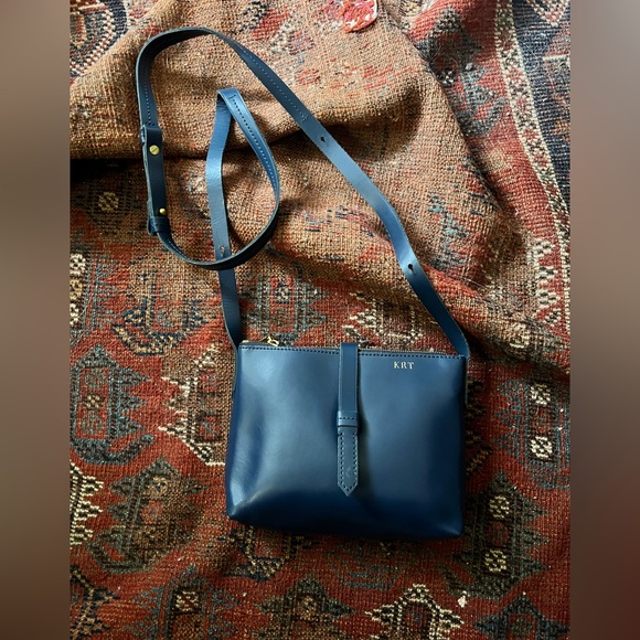 Mark & Graham Navy Monogrammed Crossbody Bag - Picture 2 of 2